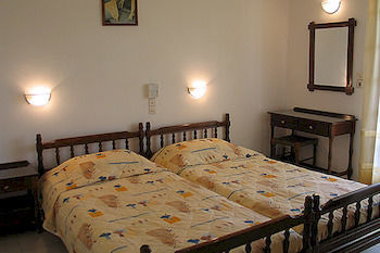 Voula Apartments Aegina Exteriör bild